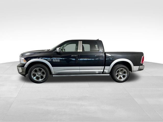 Used 2017 RAM 1500 Laramie w/ Convenience Group AWD/4WD image 3