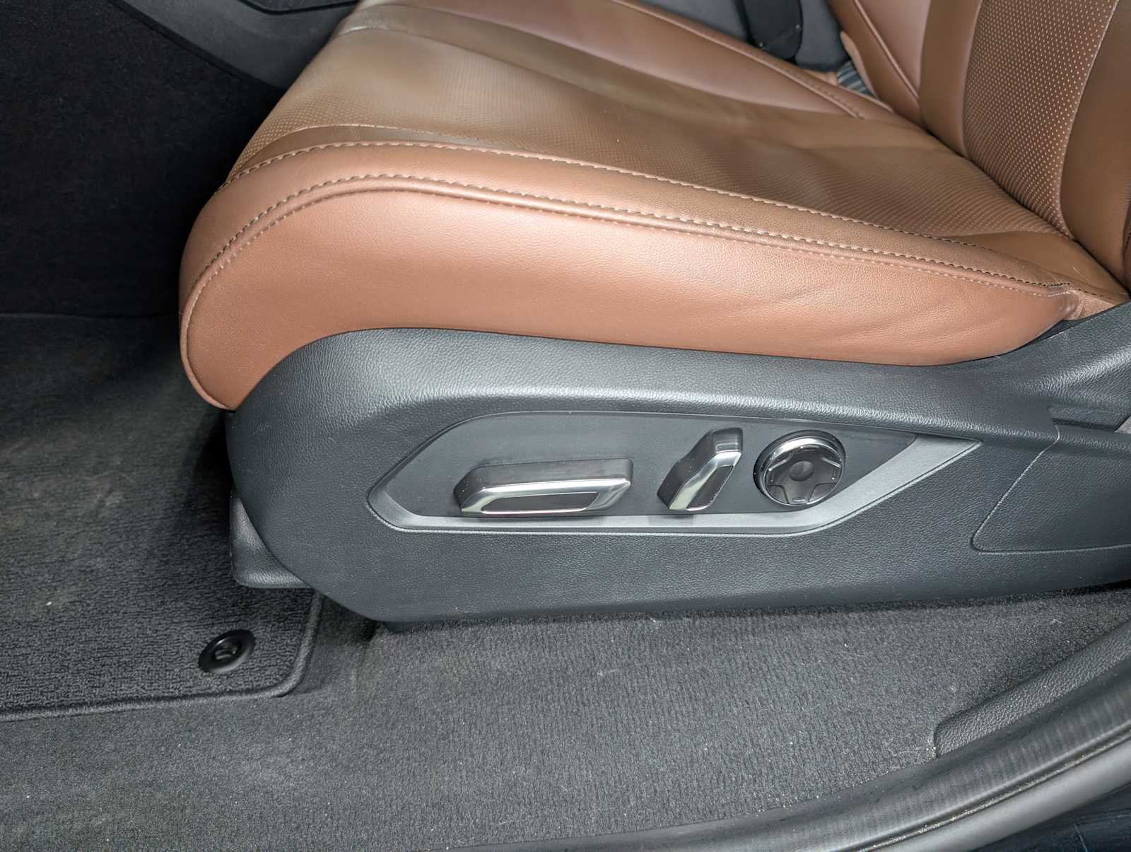 Certified 2023 Acura MDX SH-AWD w/ Technology Package image 44