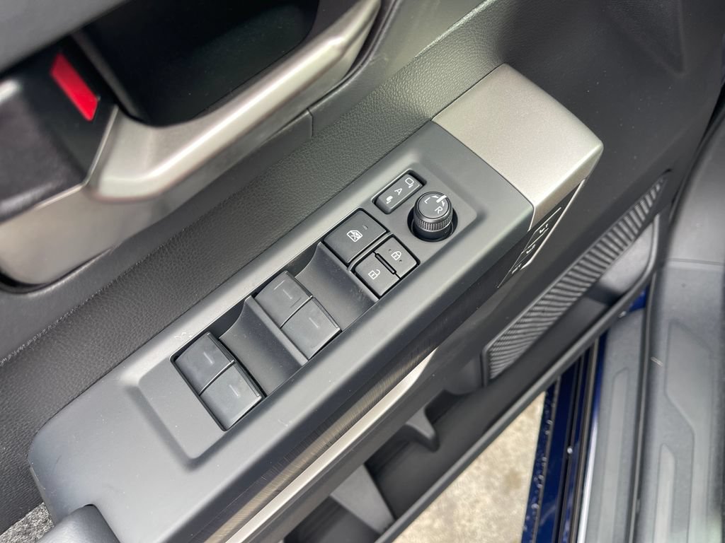 New 2026 Toyota Sequoia Platinum AWD/4WD image 17