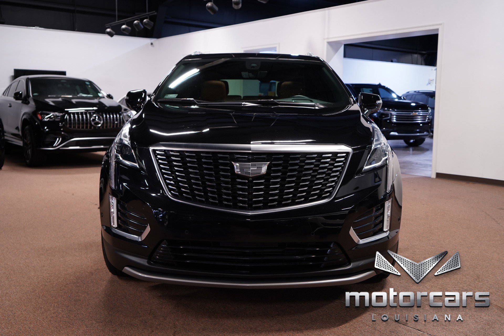 Used 2021 Cadillac XT5 Premium Luxury image 2
