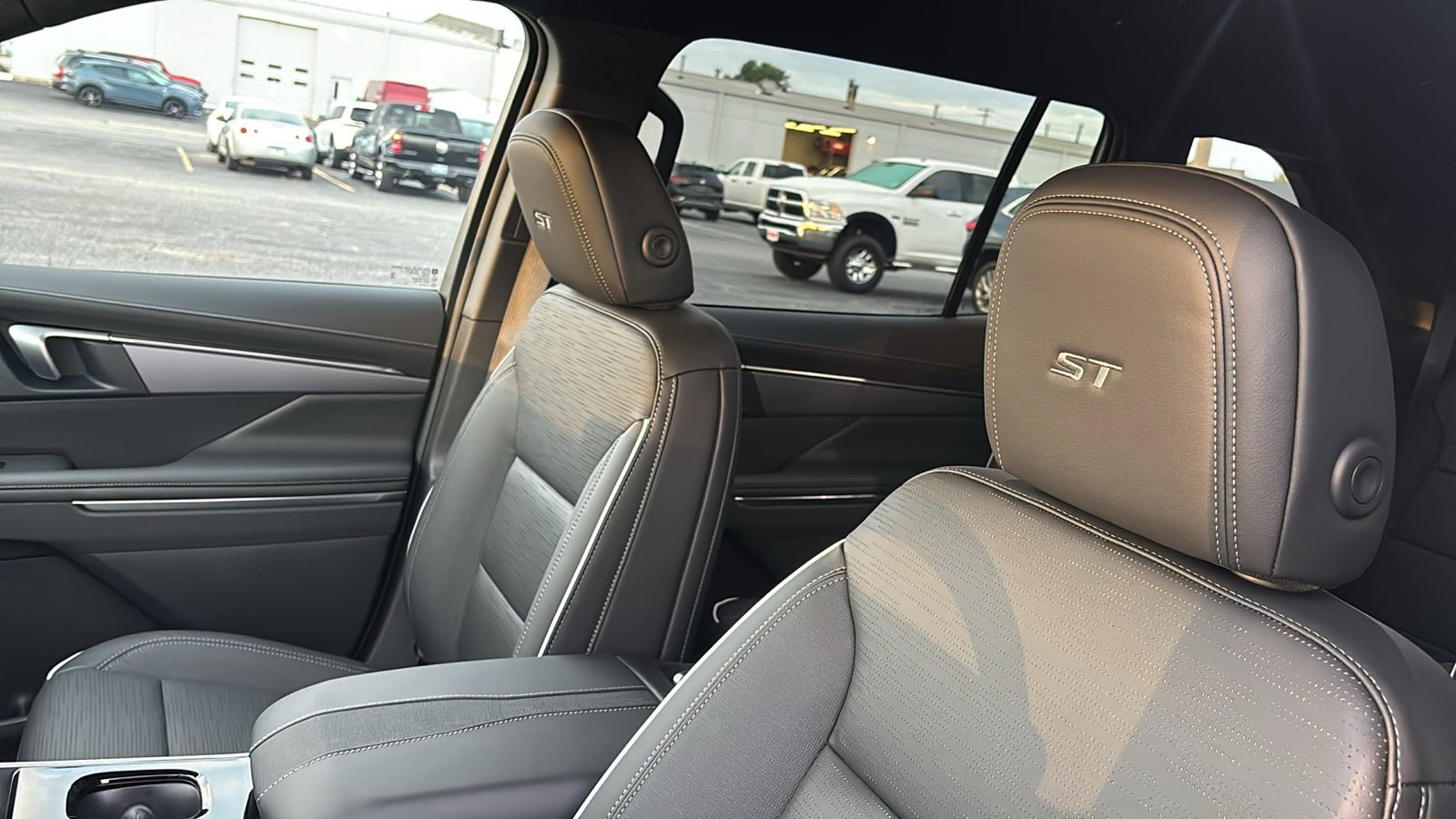 New 2026 Buick Enclave Sport Touring w/ Power Package image 22