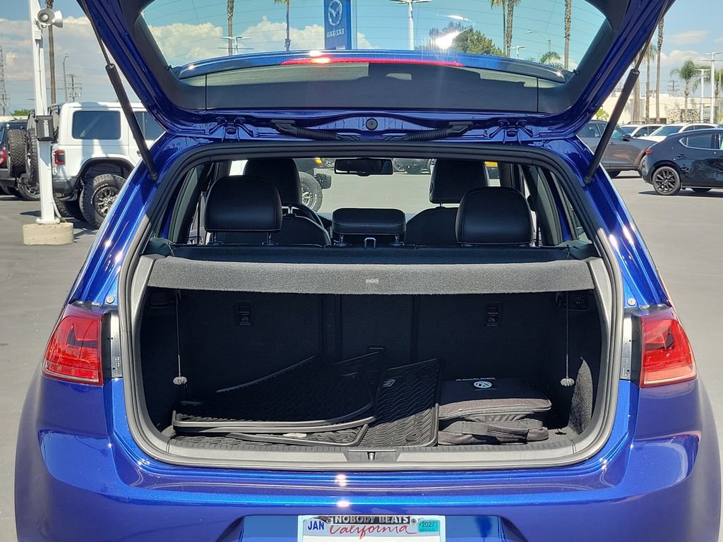 Used 2016 Volkswagen Golf 4-Door AWD/4WD image 24