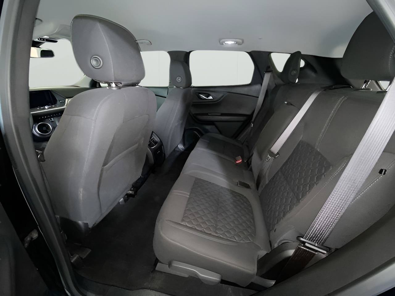 Used 2021 Chevrolet Blazer LT FWD image 15