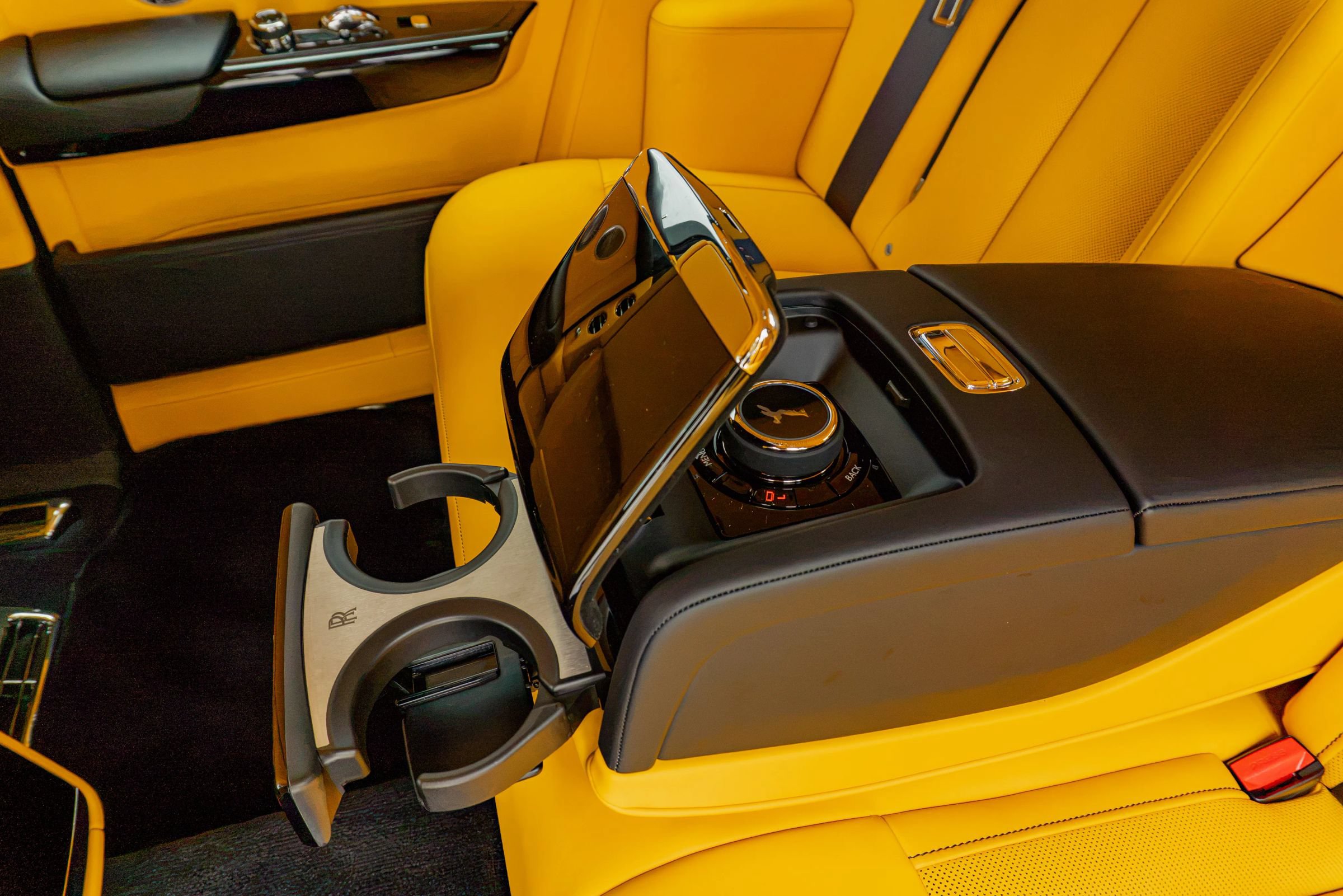 Used 2027 Rolls-Royce Phantom Sedan RWD image 69