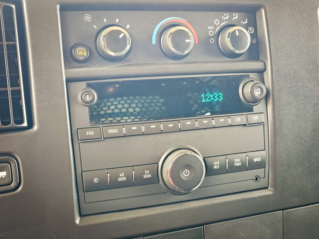 Used 2024 GMC Savana 2500 w/ Driver Convenience Package image 18