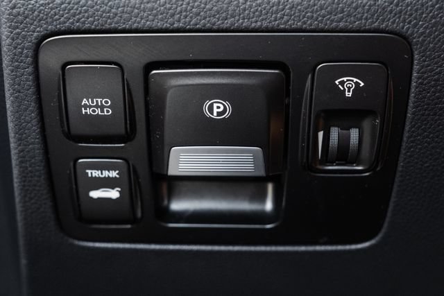Used 2012 Hyundai Equus Signature RWD image 62
