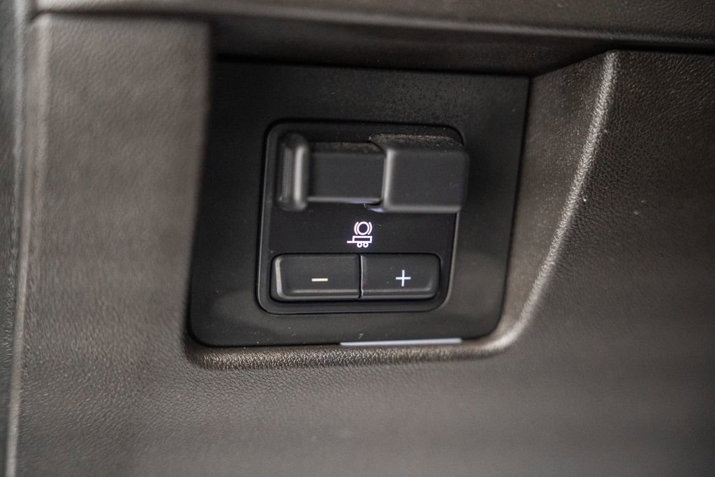 Used 2023 Chevrolet Colorado Trail Boss w/ LPO, Dark Essentials Package AWD/4WD image 41