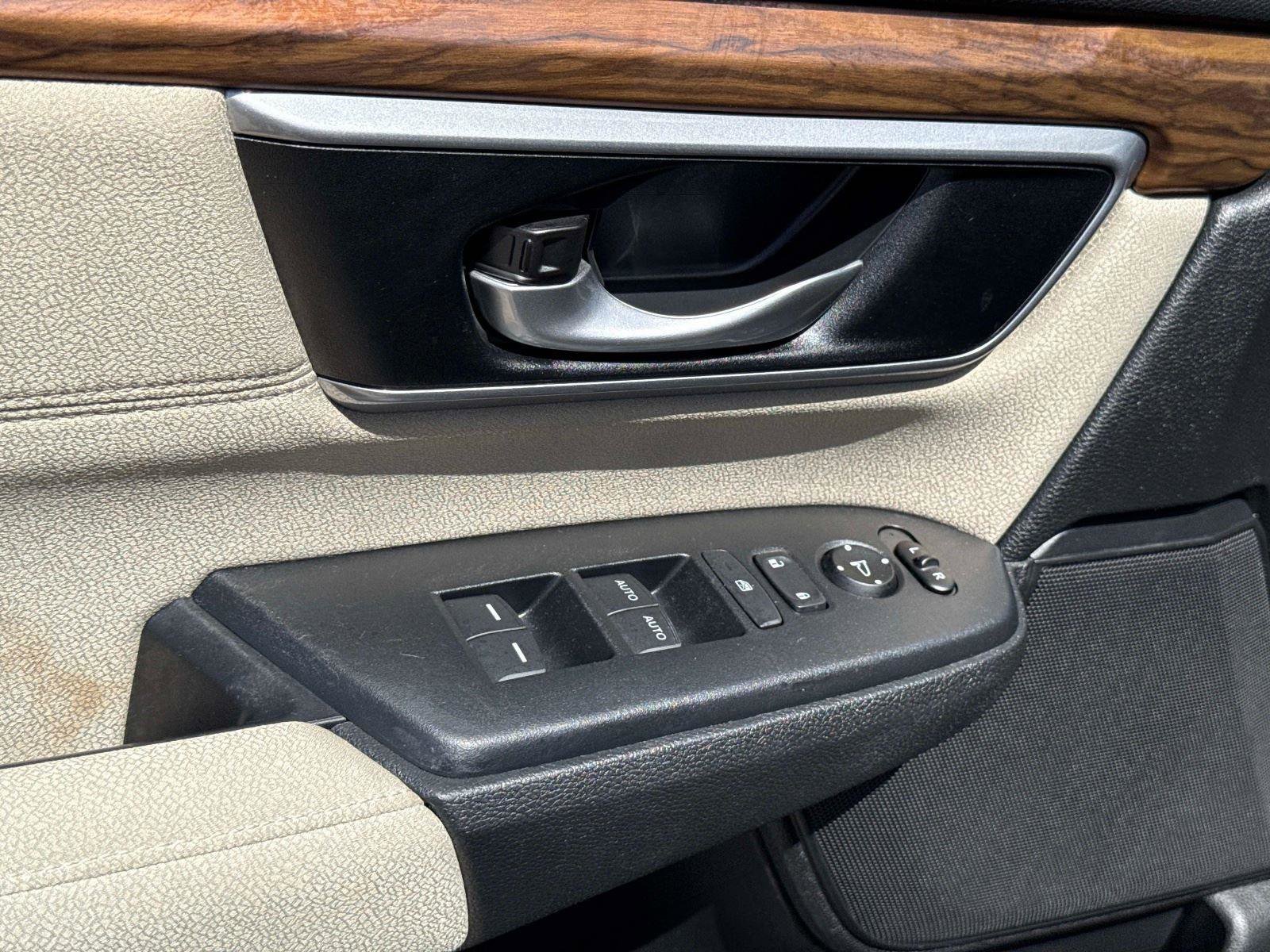 Certified 2019 Honda CR-V EX image 18