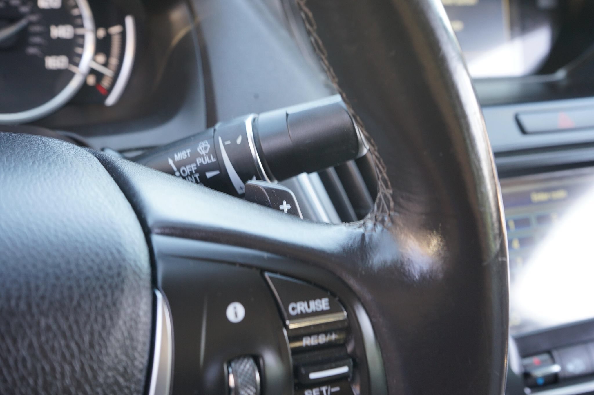 Used 2015 Acura TLX FWD image 23