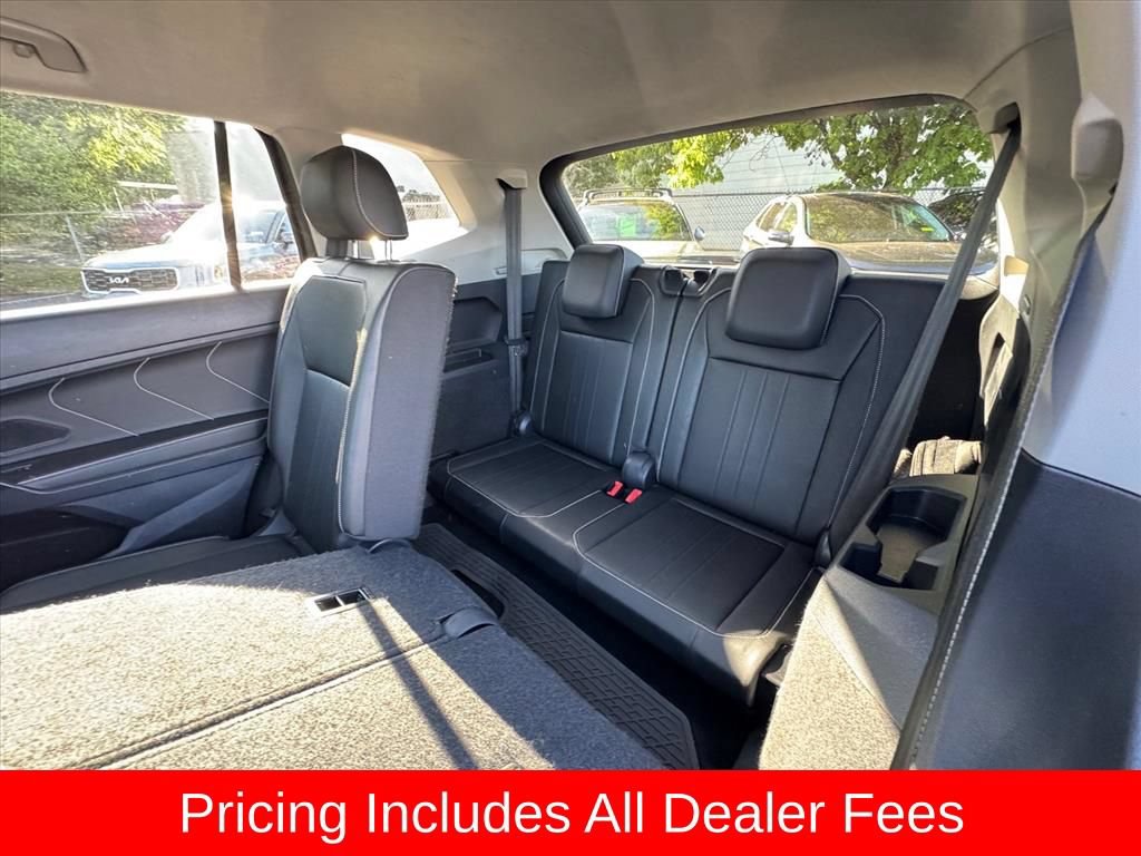 Used 2023 Volkswagen Tiguan SE FWD image 12