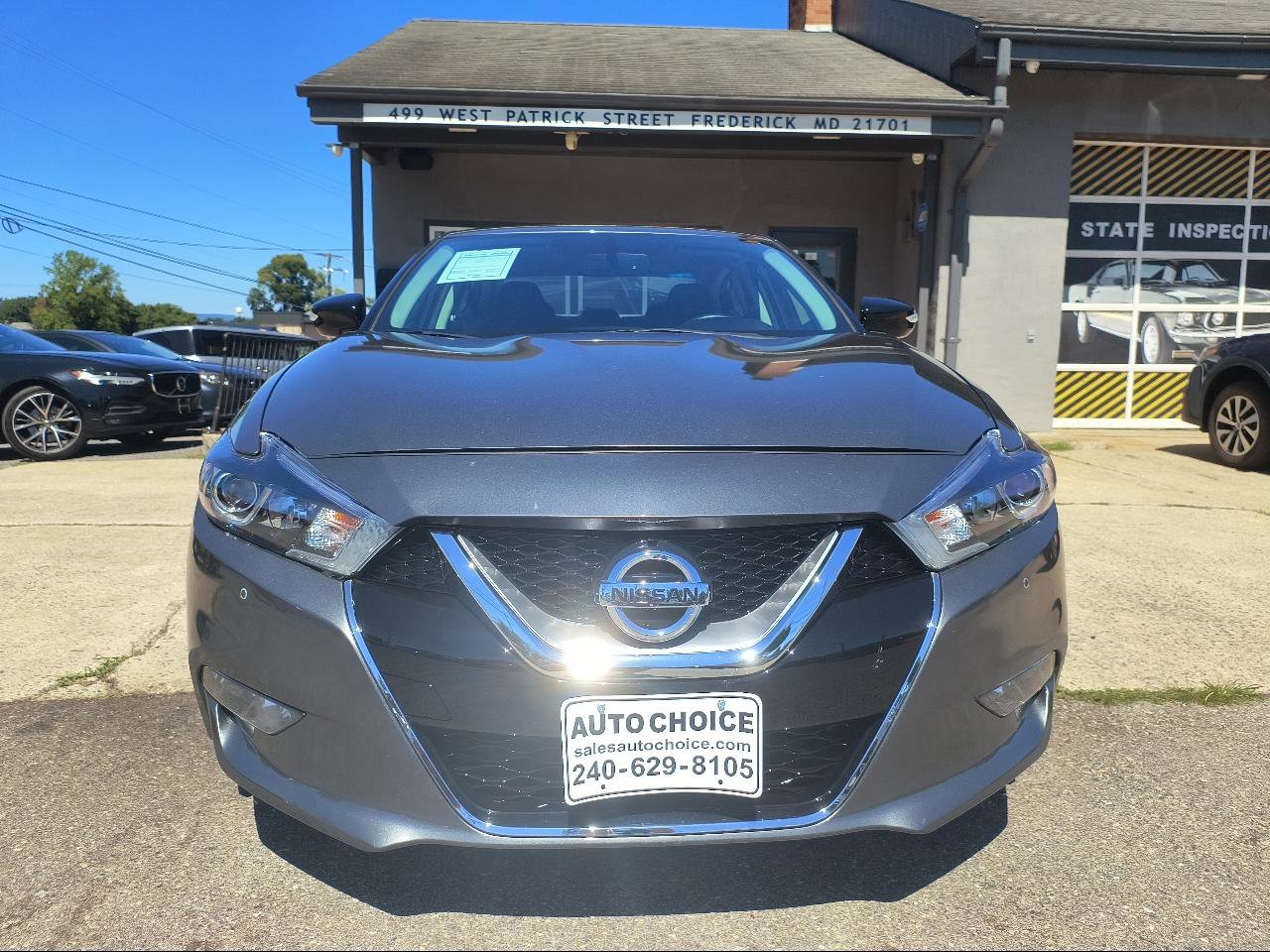 Used 2018 Nissan Maxima 3.5 SV image 2
