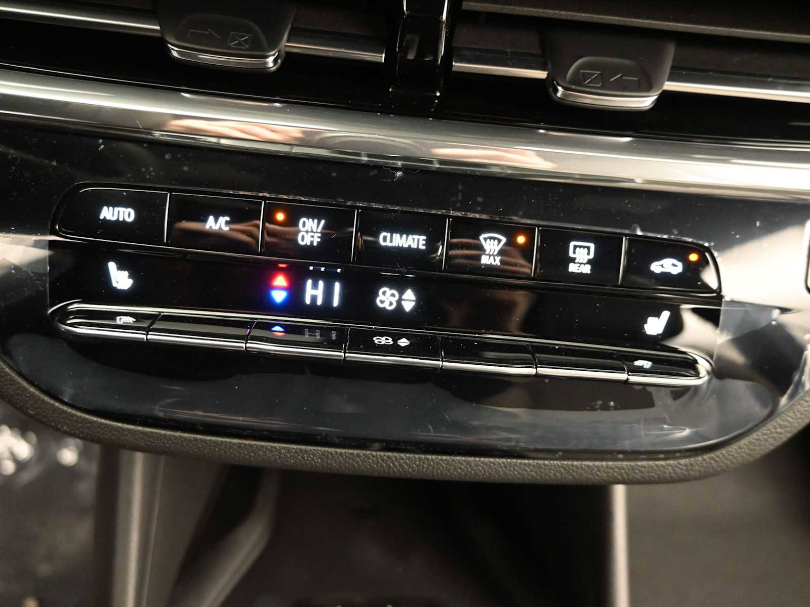 New 2026 Buick Envista Avenir image 19