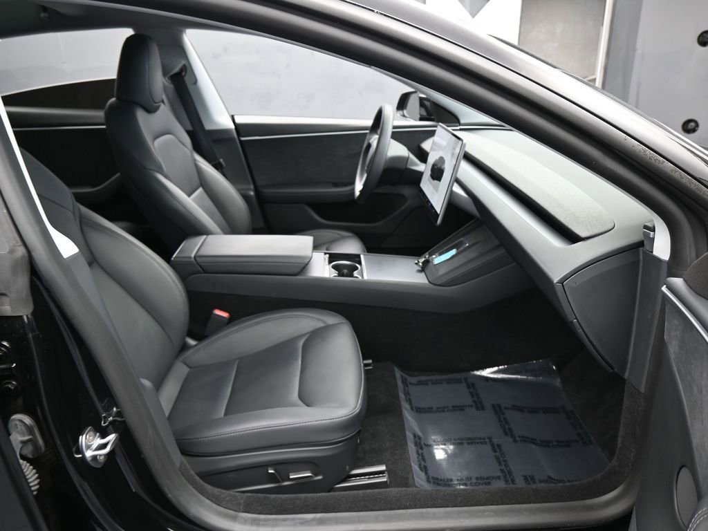 Used 2025 Tesla Model 3 Long Range image 37