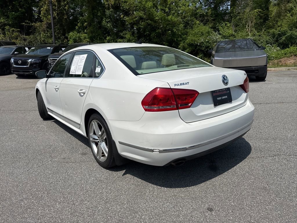 Used 2015 Volkswagen Passat 1.8T SE FWD image 2