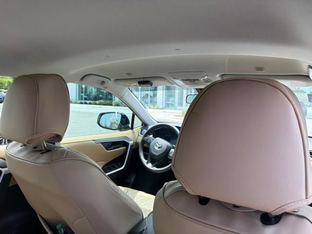 Used 2025 Toyota RAV4 LE FWD image 19