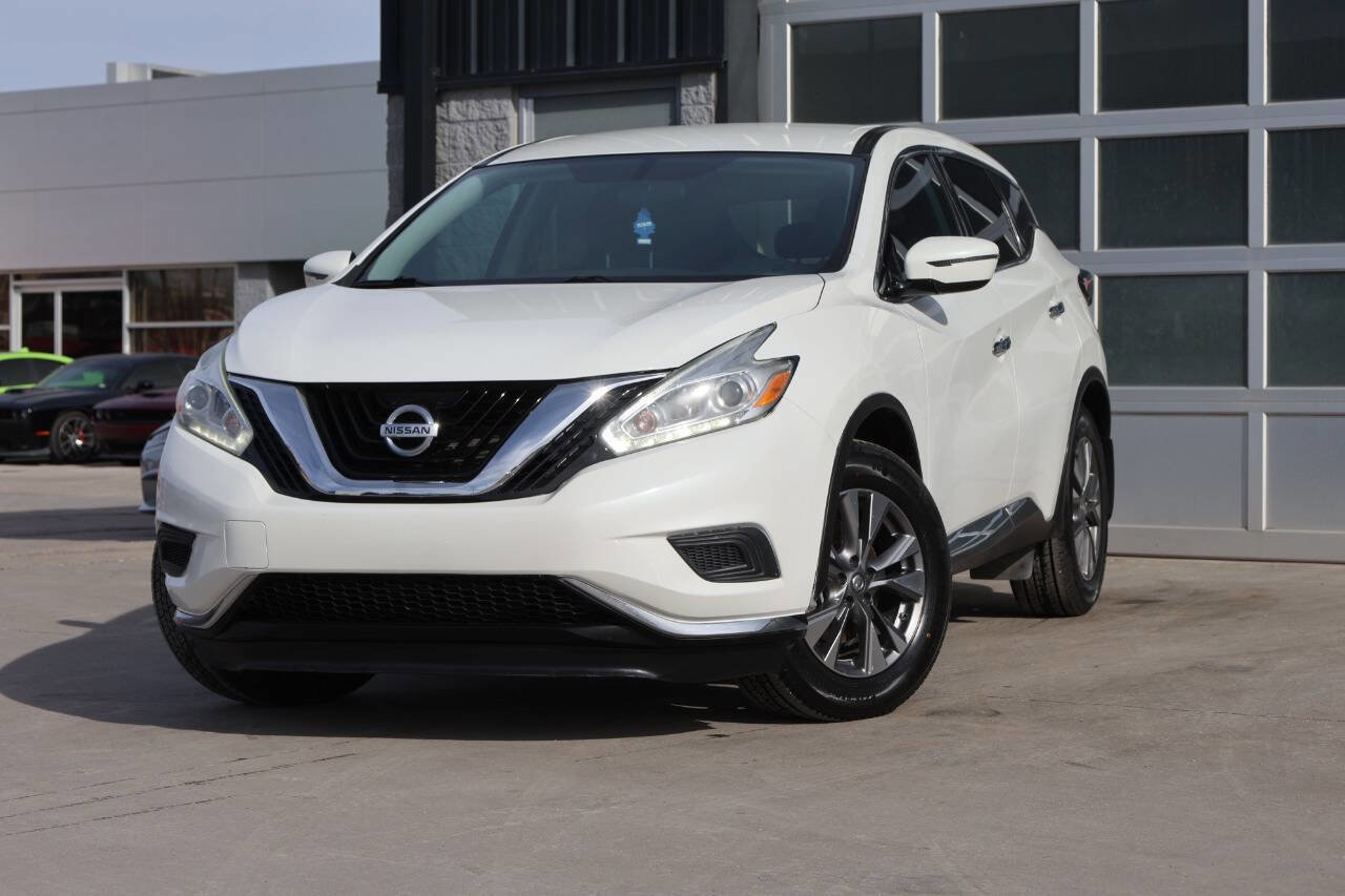Used 2016 Nissan Murano S FWD image 3