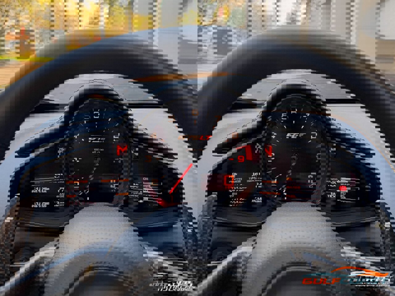 Used 2016 McLaren 675LT image 16