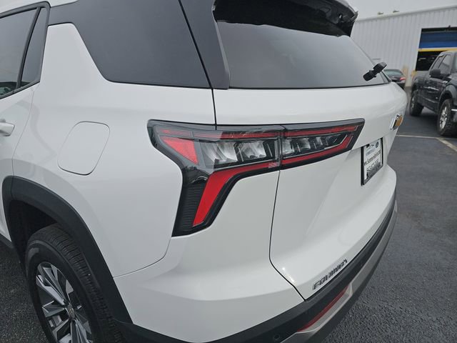 Used 2025 Chevrolet Equinox LT image 33