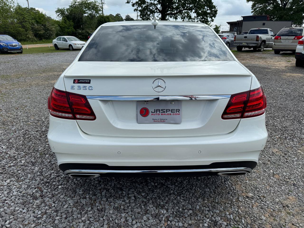 Used 2014 Mercedes-Benz E 350 Sedan image 4