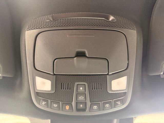 Used 2020 Ford Expedition XLT w/ Equipment Group 202A AWD/4WD image 48