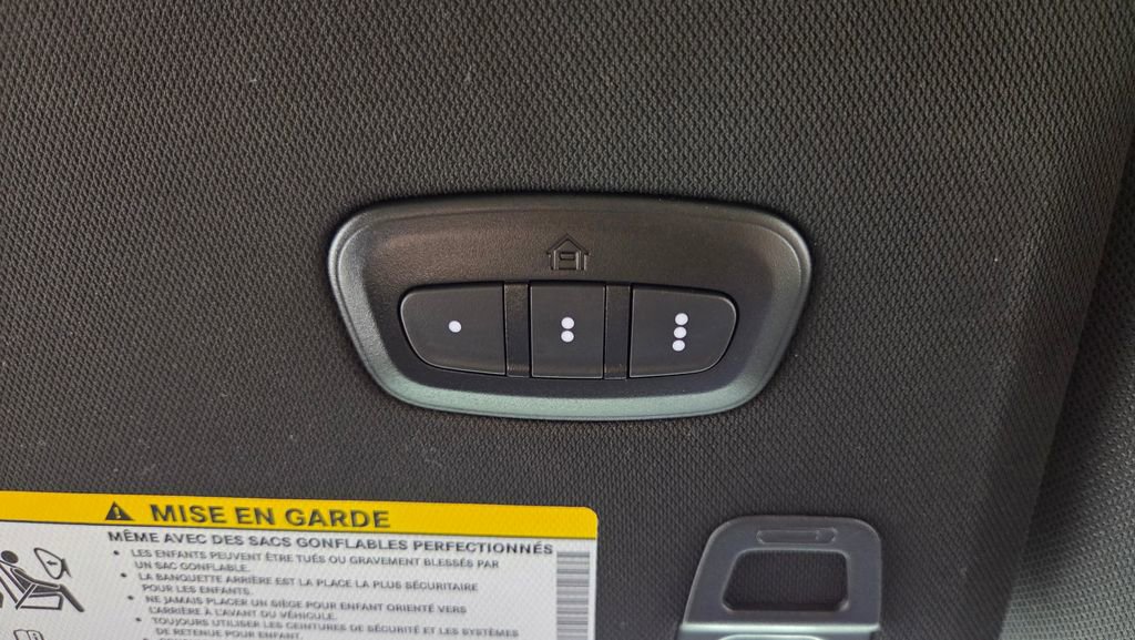 Used 2023 Jeep Grand Cherokee Limited w/ Luxury Tech Group II AWD/4WD image 31