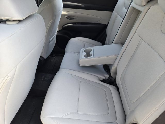 Used 2026 Hyundai Tucson SE FWD image 30