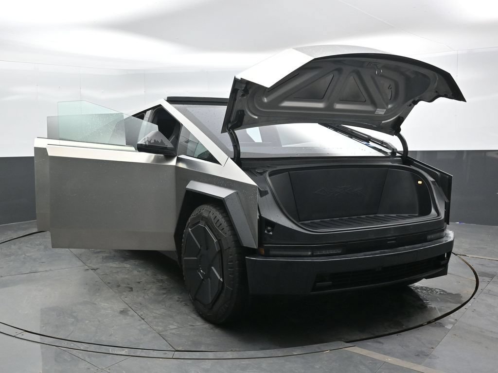Used 2024 Tesla Cybertruck Cyberbeast AWD/4WD image 45