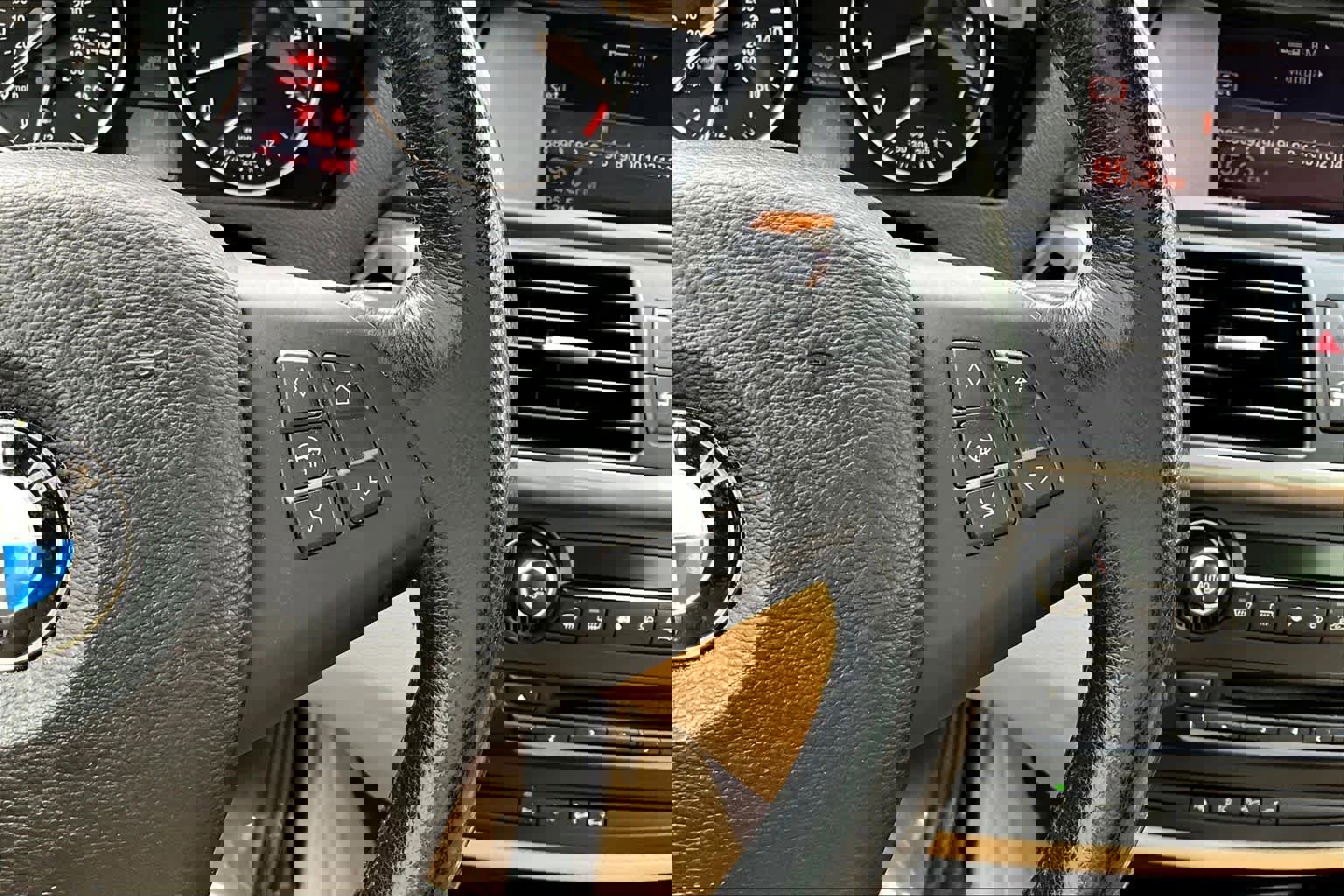 Used 2008 BMW X5 3.0si image 23