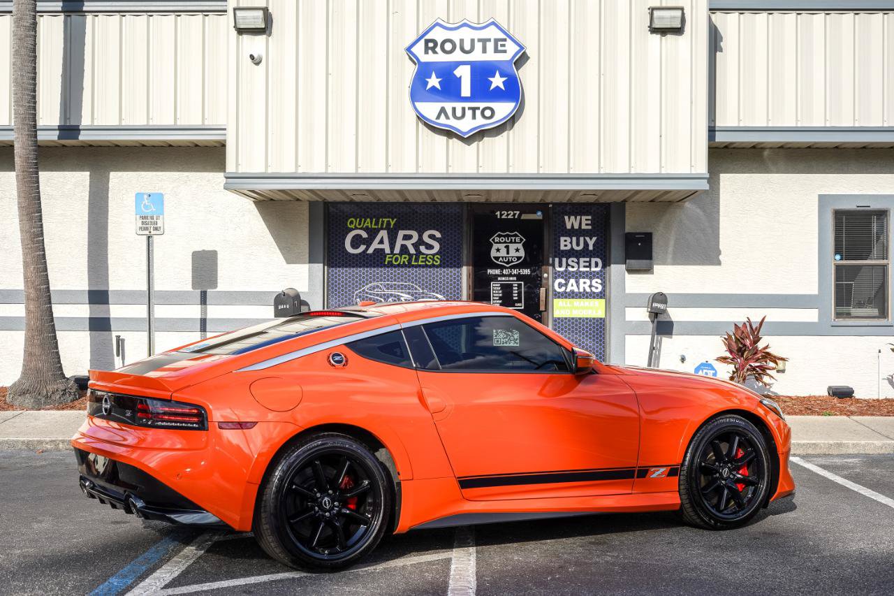 Used 2024 Nissan Z Performance w/ Heritage Edition RWD image 6