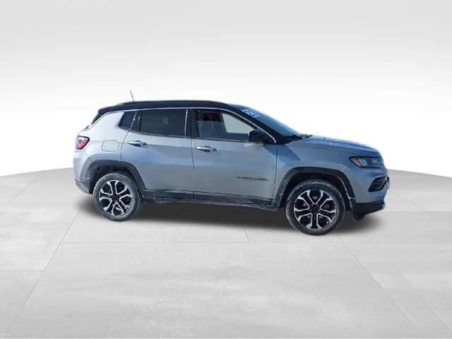 Used 2022 Jeep Compass Limited image 2