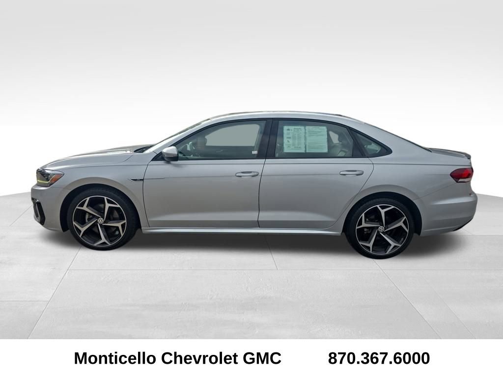 Used 2020 Volkswagen Passat 2.0T R-Line image 4