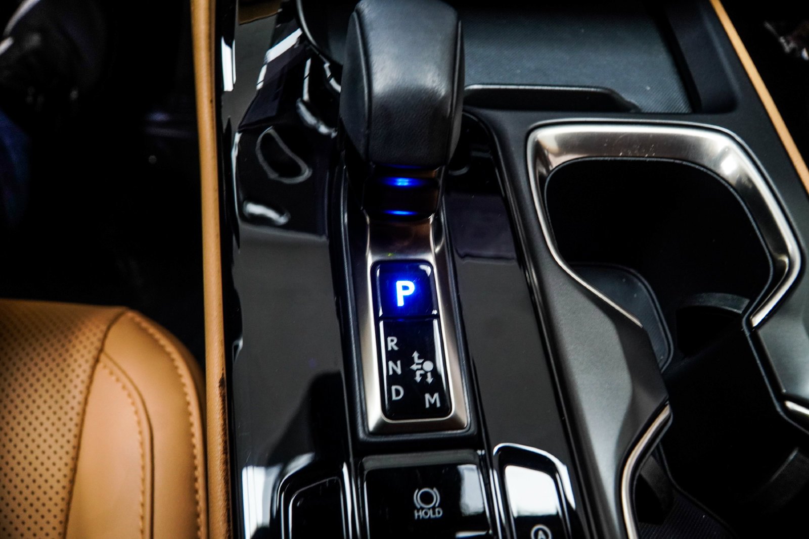 Used 2024 Lexus NX 250 FWD w/ Towing Package (2000 Lbs) image 19
