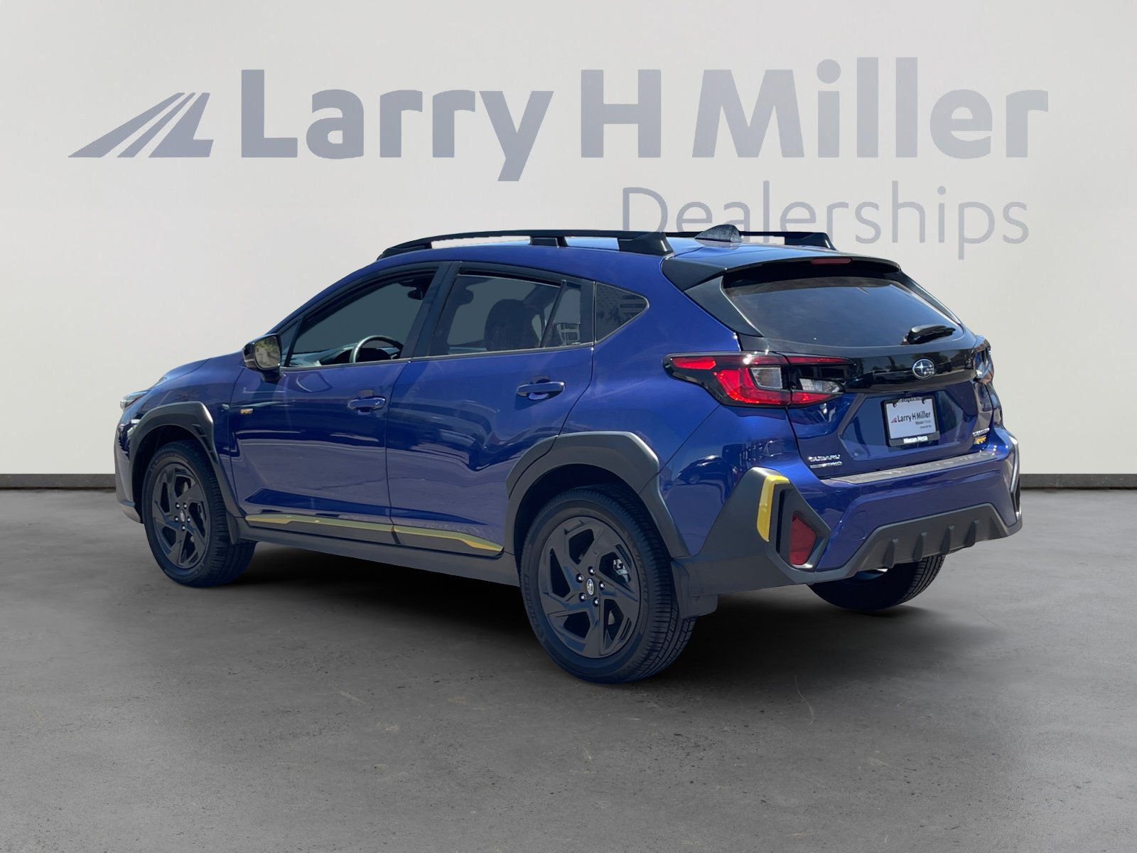 Used 2024 Subaru Crosstrek 2.5i Sport w/ Crosstrek Mirror Package AWD/4WD image 3