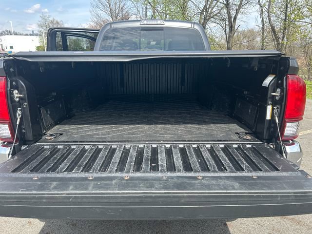 Used 2018 Toyota Tacoma SR5 image 23