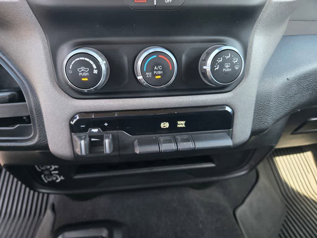 Used 2020 RAM 2500 Tradesman AWD/4WD image 13