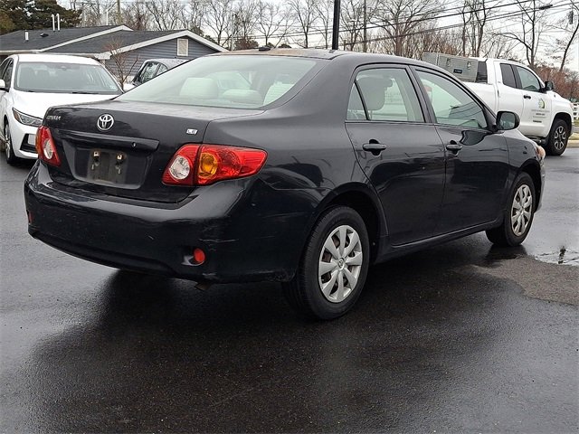 Used 2010 Toyota Corolla image 9