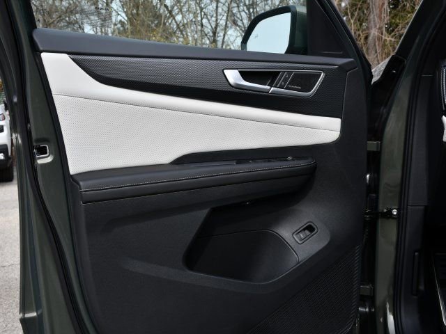 New 2026 Volkswagen Atlas Cross Sport SEL Premium R-Line image 10