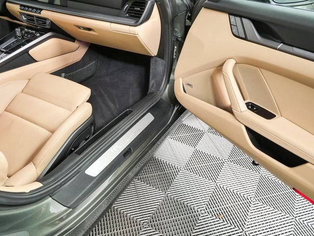 Certified 2021 Porsche 911 Carrera RWD image 21