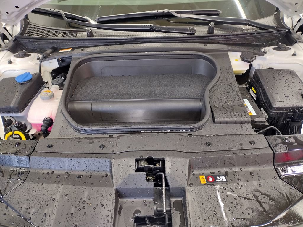 Used 2025 Hyundai Ioniq 6 SE image 9