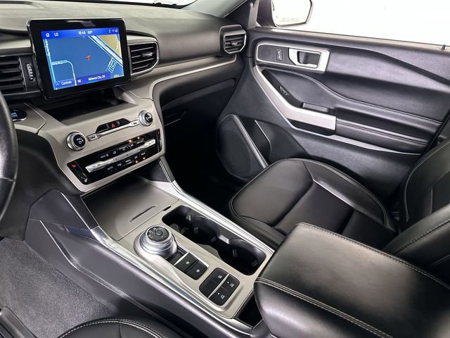 Used 2022 Ford Explorer XLT w/ Equipment Group 202A image 36