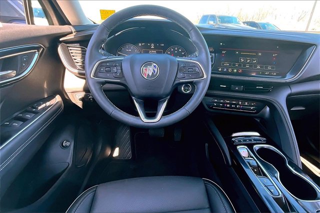 Used 2023 Buick Envision Essence image 8