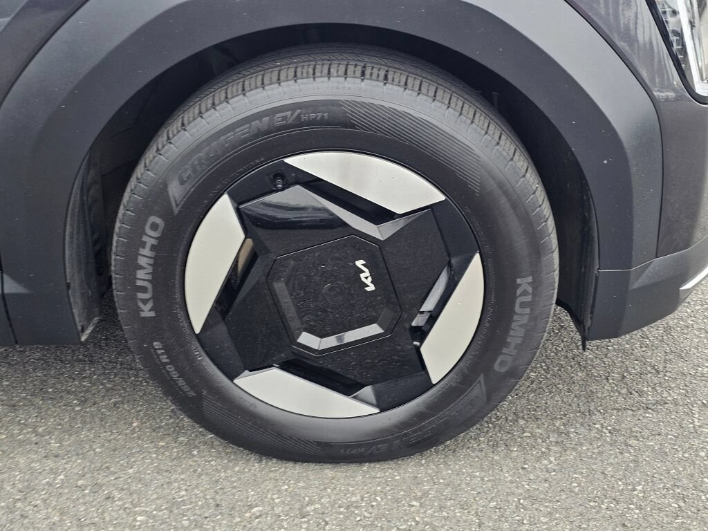 Certified 2024 Kia EV9 Wind AWD/4WD image 34