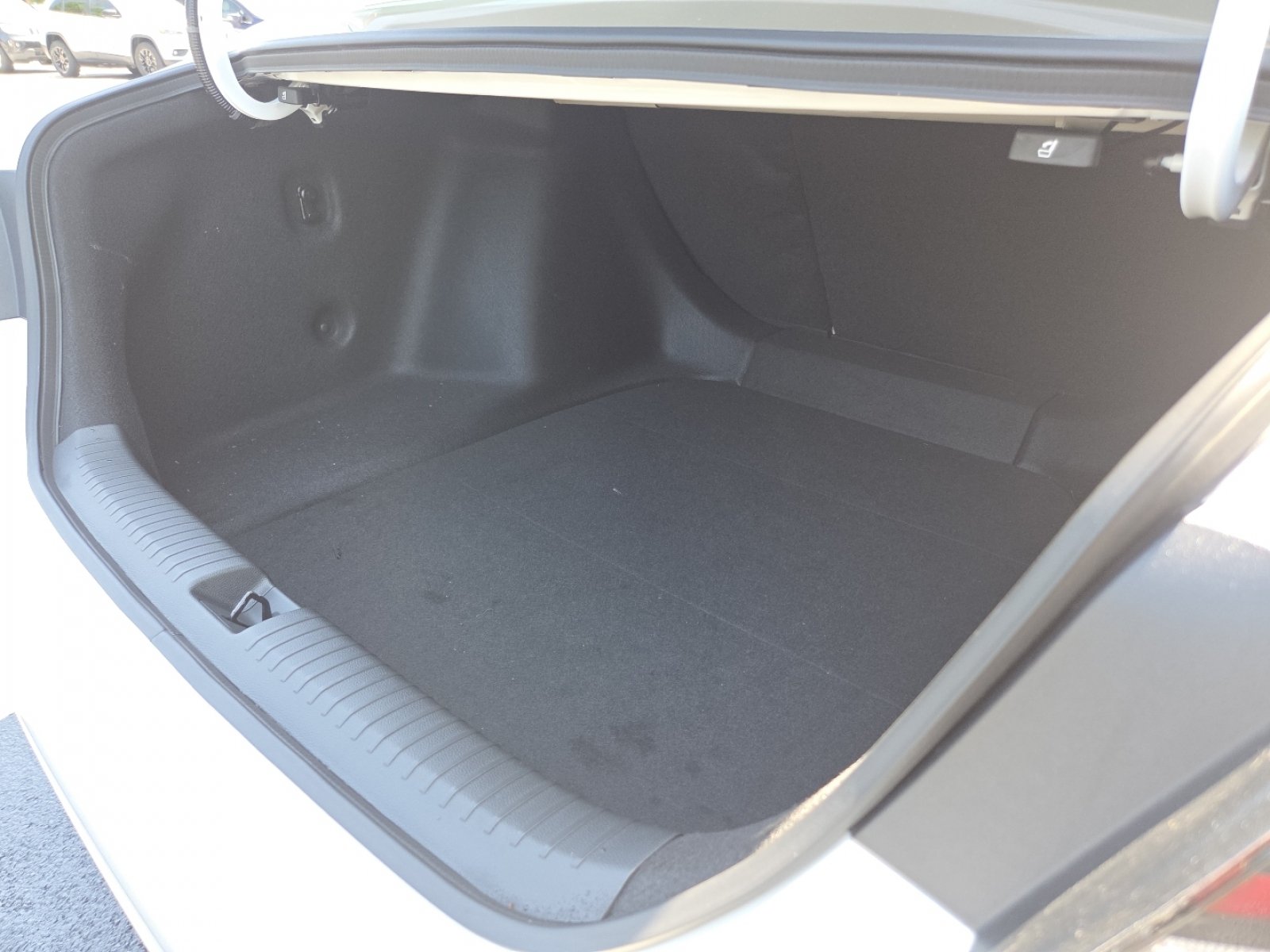 Certified 2025 Honda Accord SE image 22