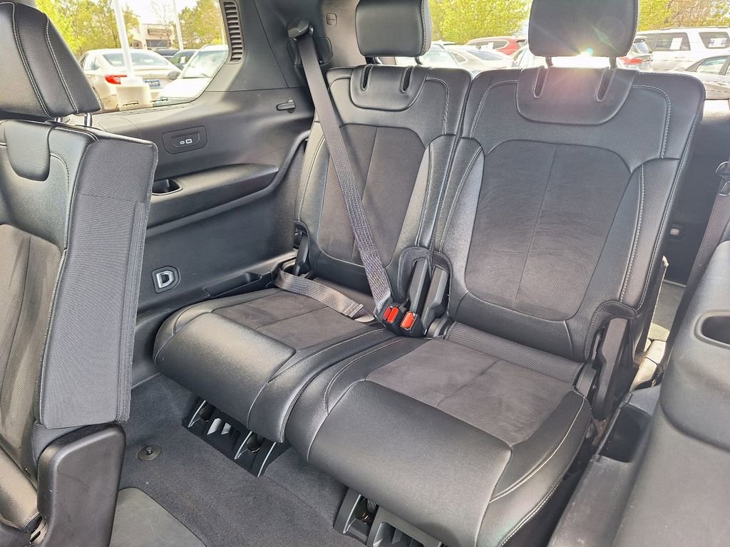 Used 2024 Jeep Grand Cherokee L Laredo AWD/4WD image 12