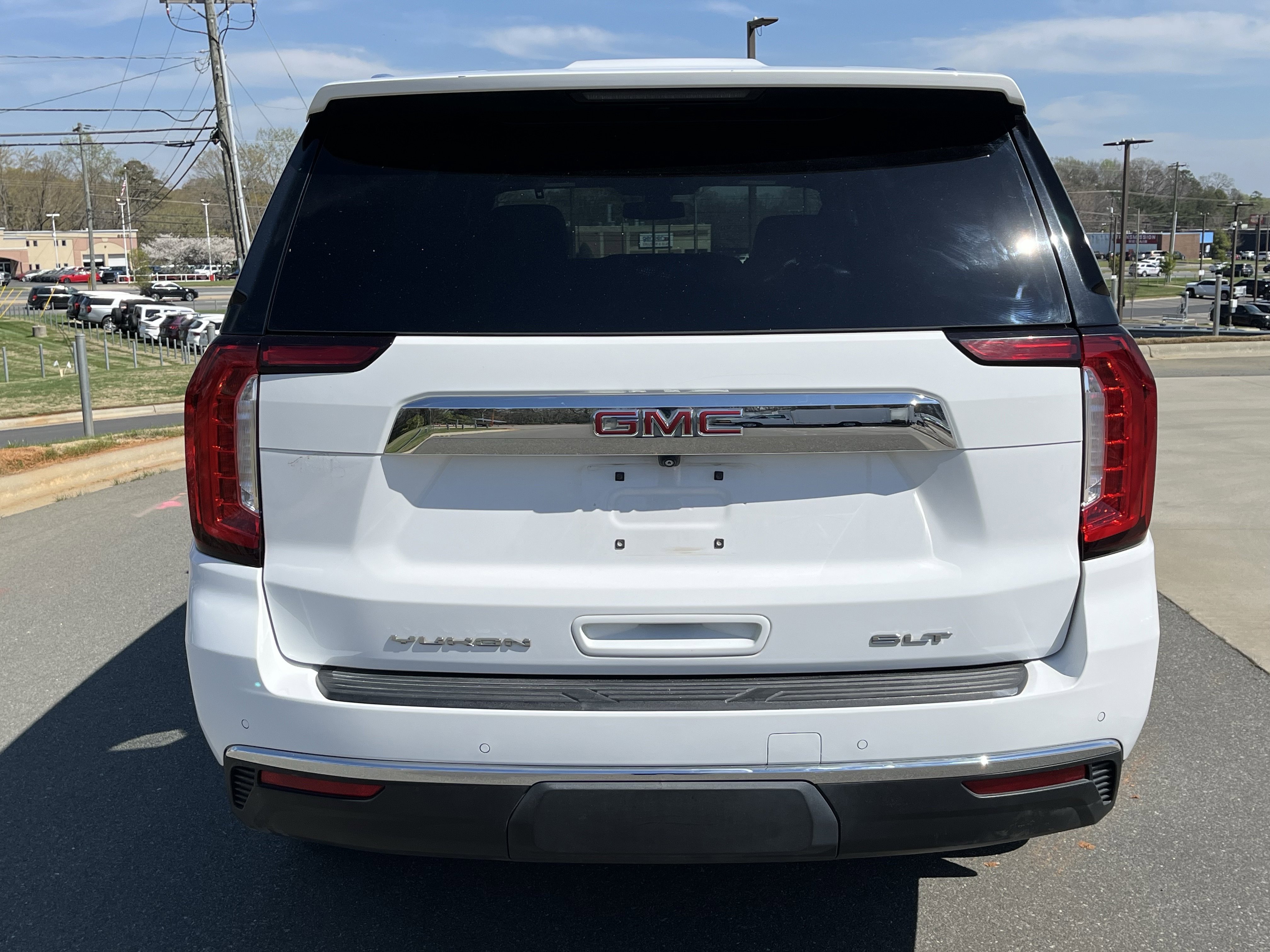 Used 2021 GMC Yukon SLT w/ SLT Luxury Plus Package image 8
