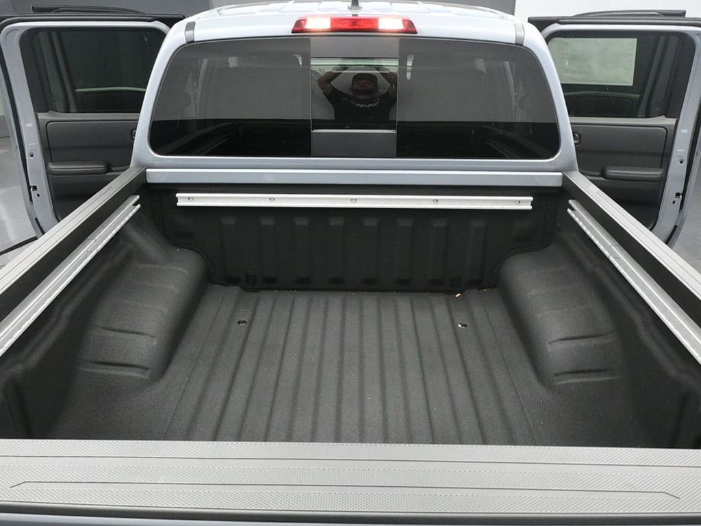 New 2026 Nissan Frontier SV image 20