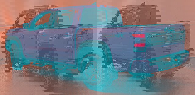 Used 2025 Nissan Frontier PRO-4X image 4