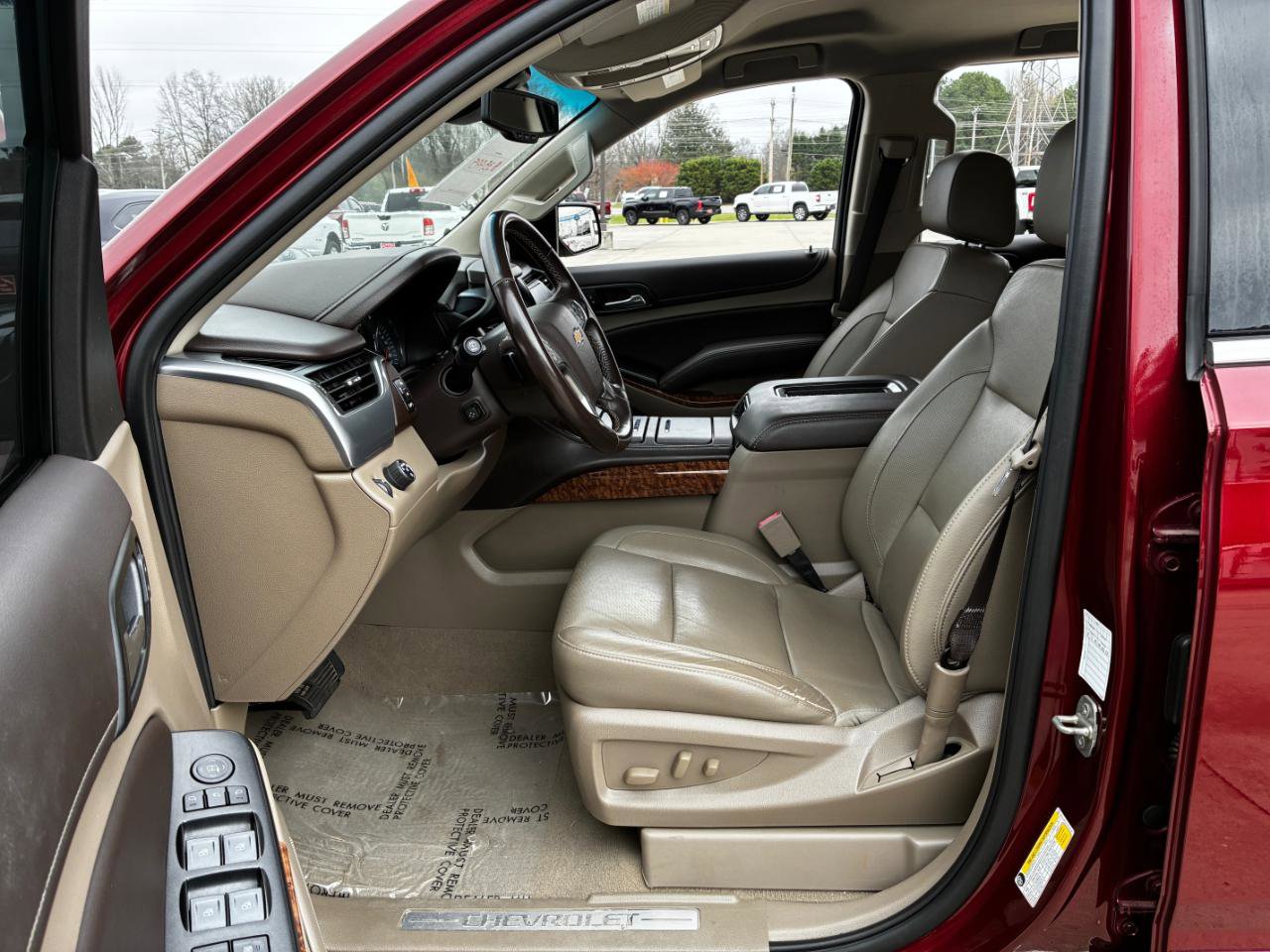 Used 2020 Chevrolet Suburban Premier RWD image 14