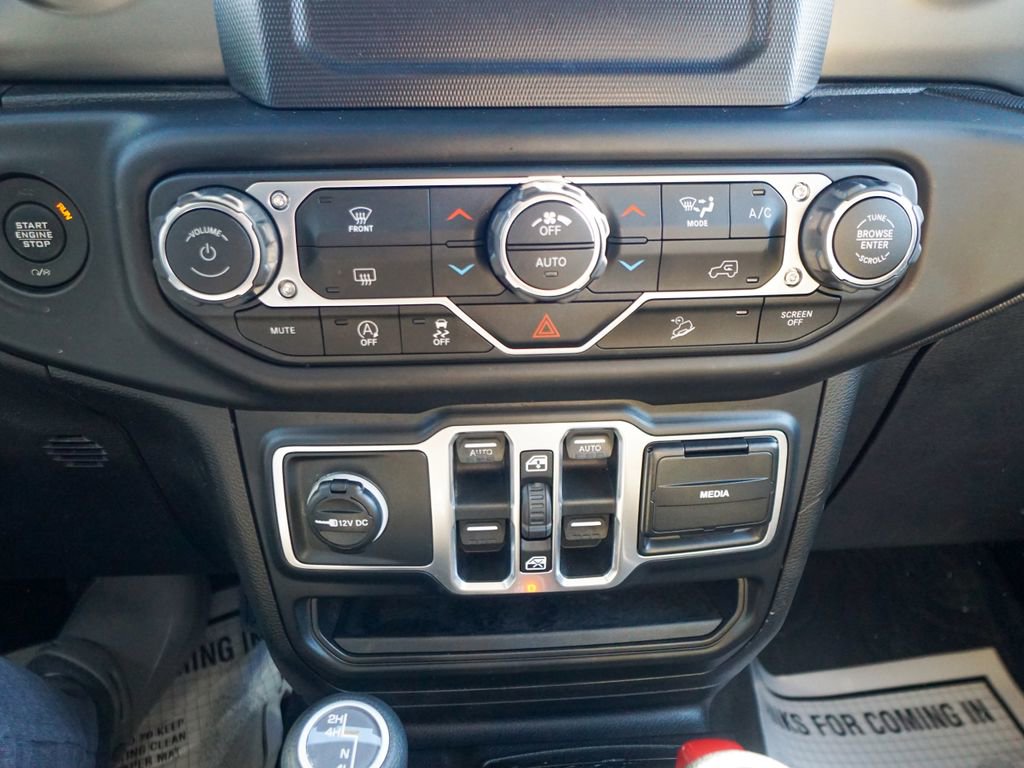 Used 2018 Jeep Wrangler Unlimited Sport S image 22