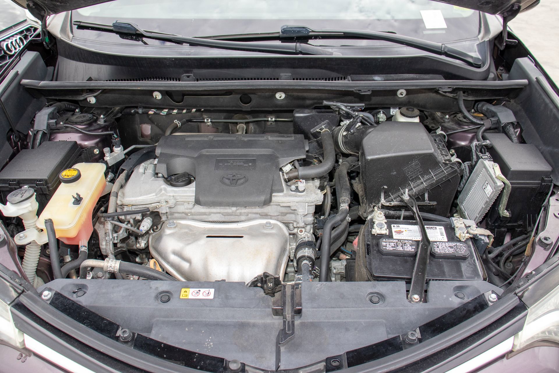 Used 2018 Toyota RAV4 LE image 31